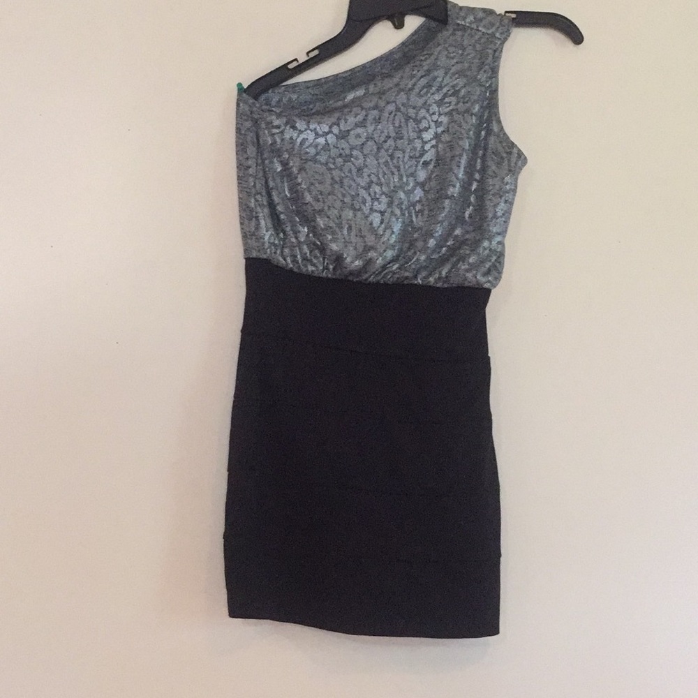 Forever 21 One shoulder tight formal dress